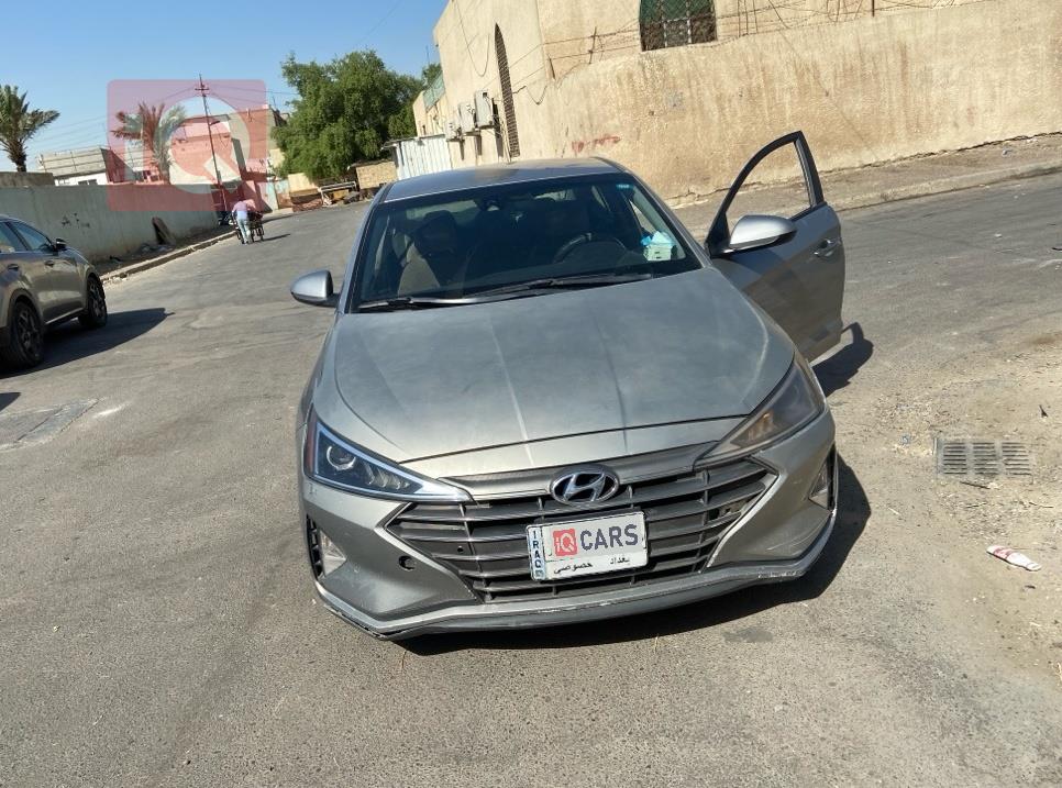 هيونداي النترا